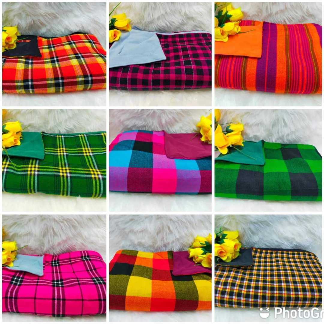 Maasai Fleece Blanket – 150 × 225 cm