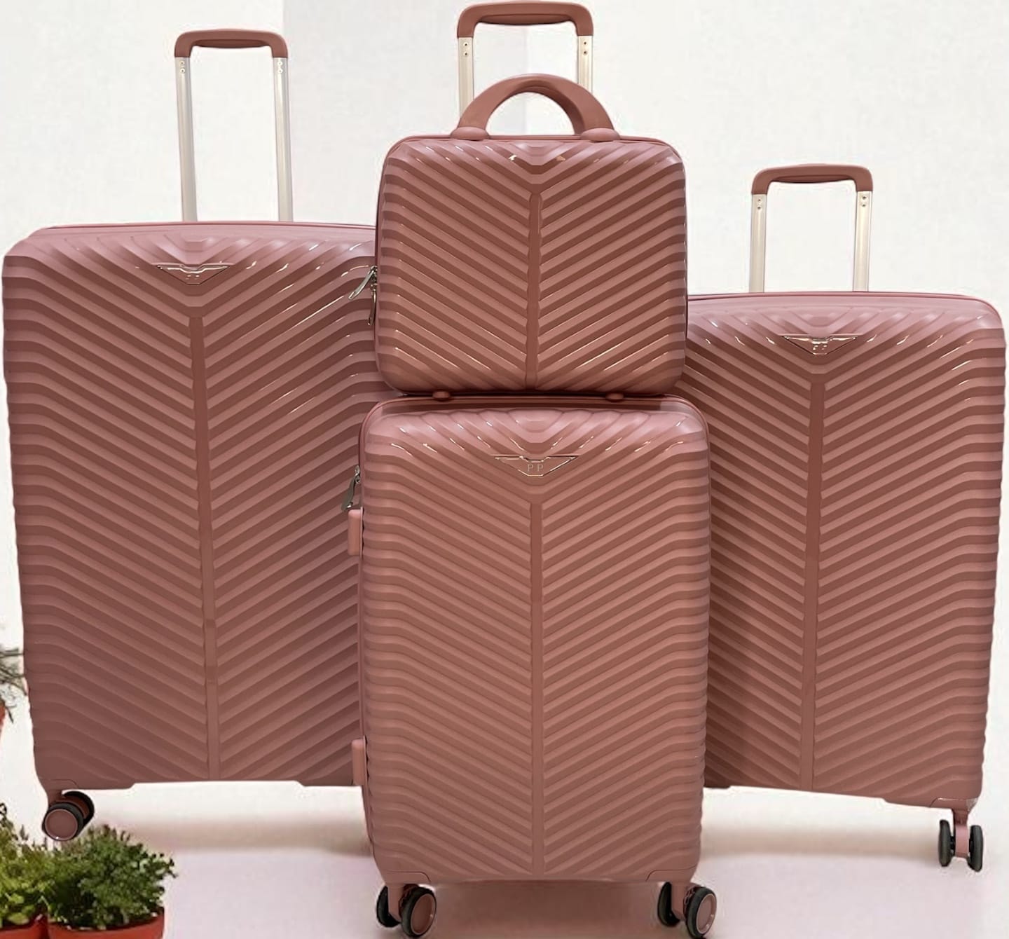 4-in-1 Unbreakable Suitcase Set