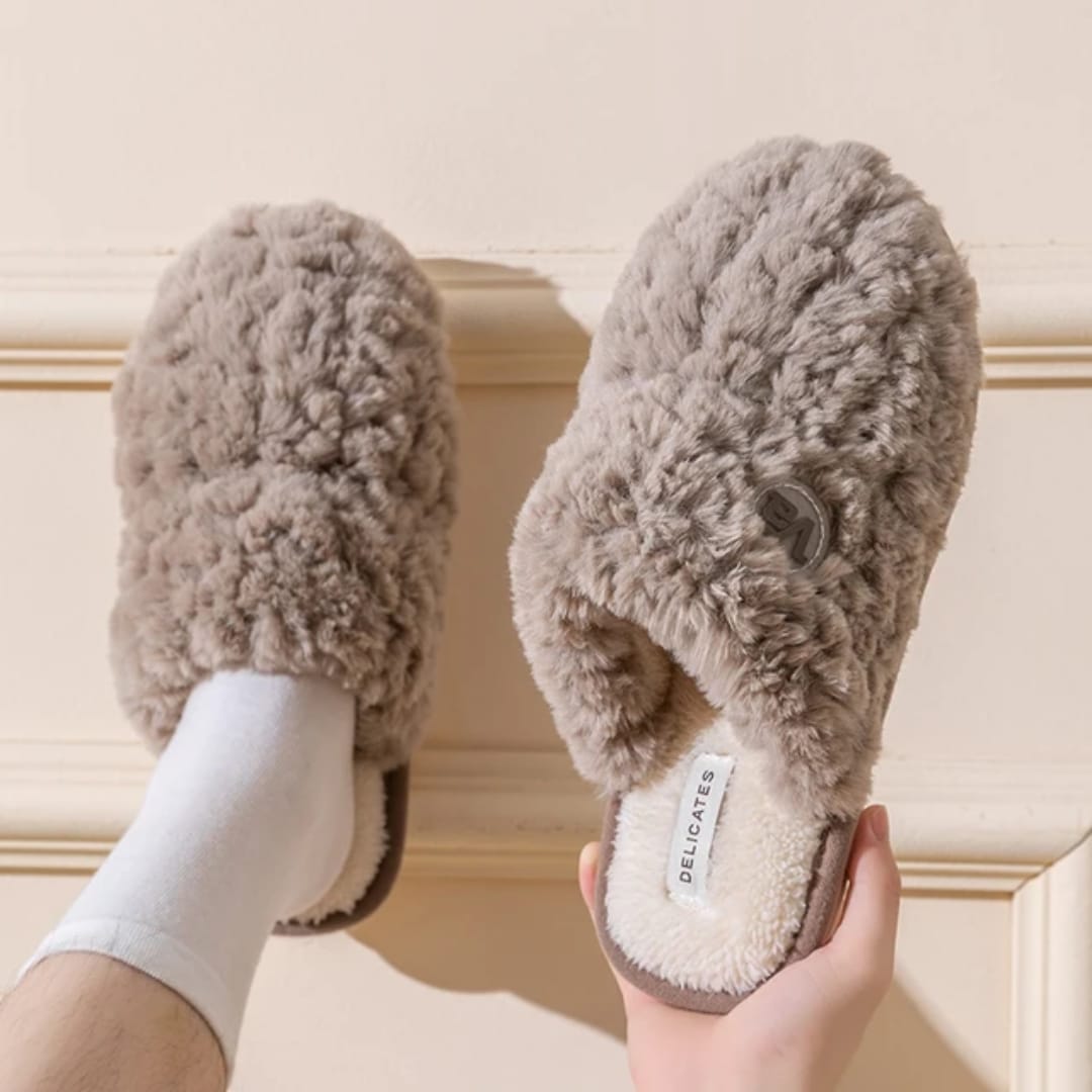 Women’s Winter Plush Slippers