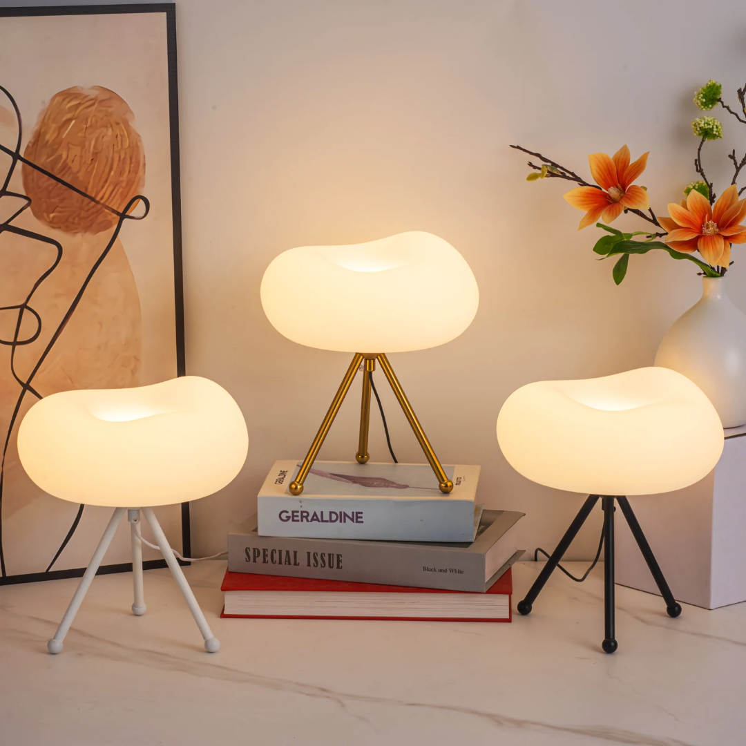 Tripod Cloud Lamp
