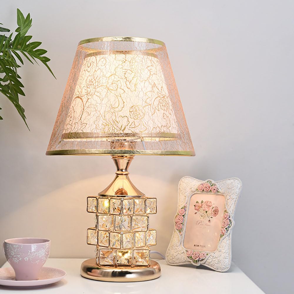 European style crystal table lamp, elegant decorative lighting for bedrooms, living rooms, or offices.