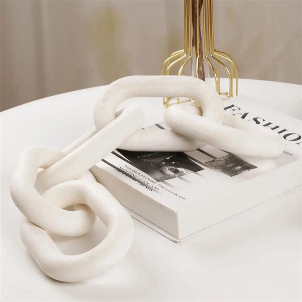 5-Link Chain Decor