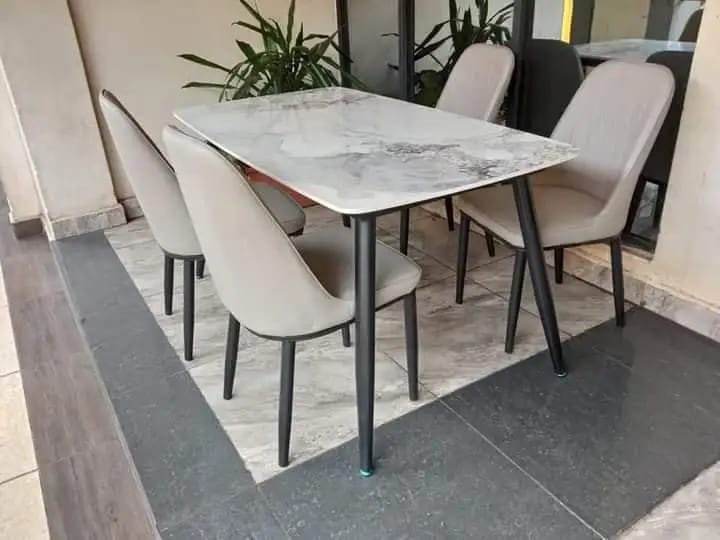 4-Seater Marble Dining Table Set