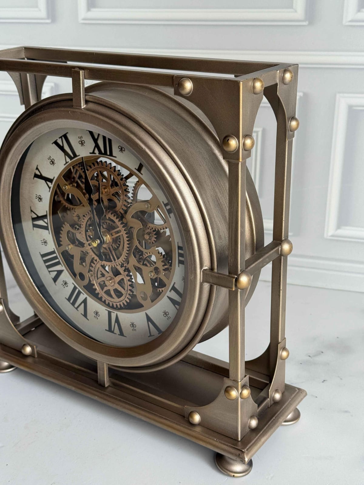 Luxembourg Line Desk Clock 13 Inch Round Clock with Moving Gears