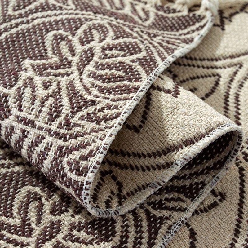 Table Runner