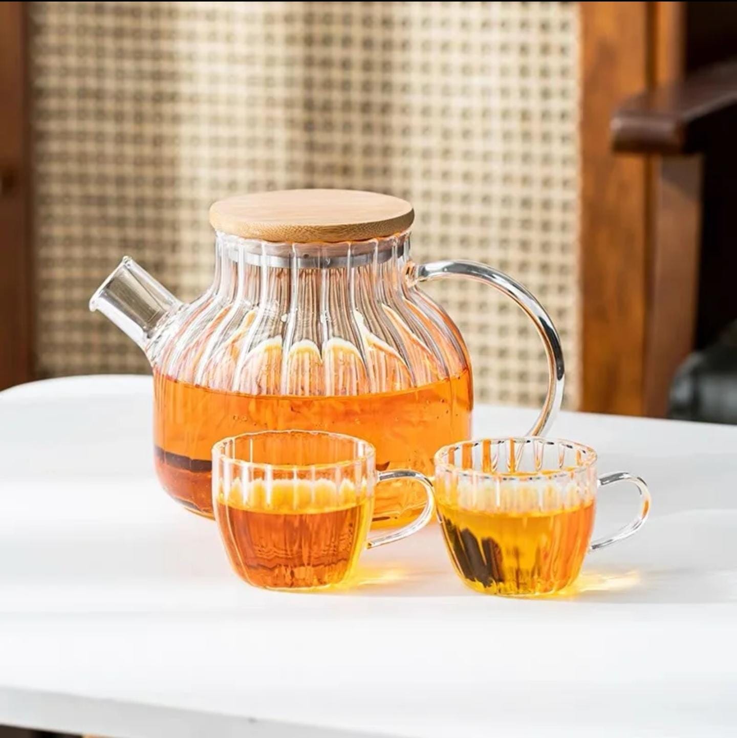 Elegant Ribbed Borosilicate Glass Teapot with Bamboo Lid