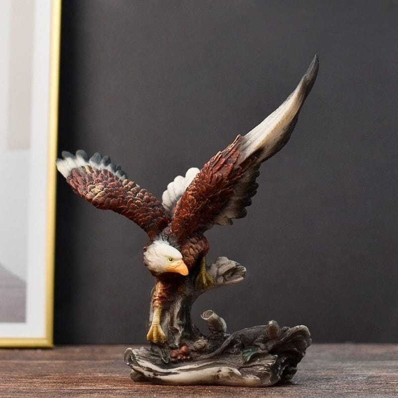 Resin Eagle Statue – Majestic Winged Design