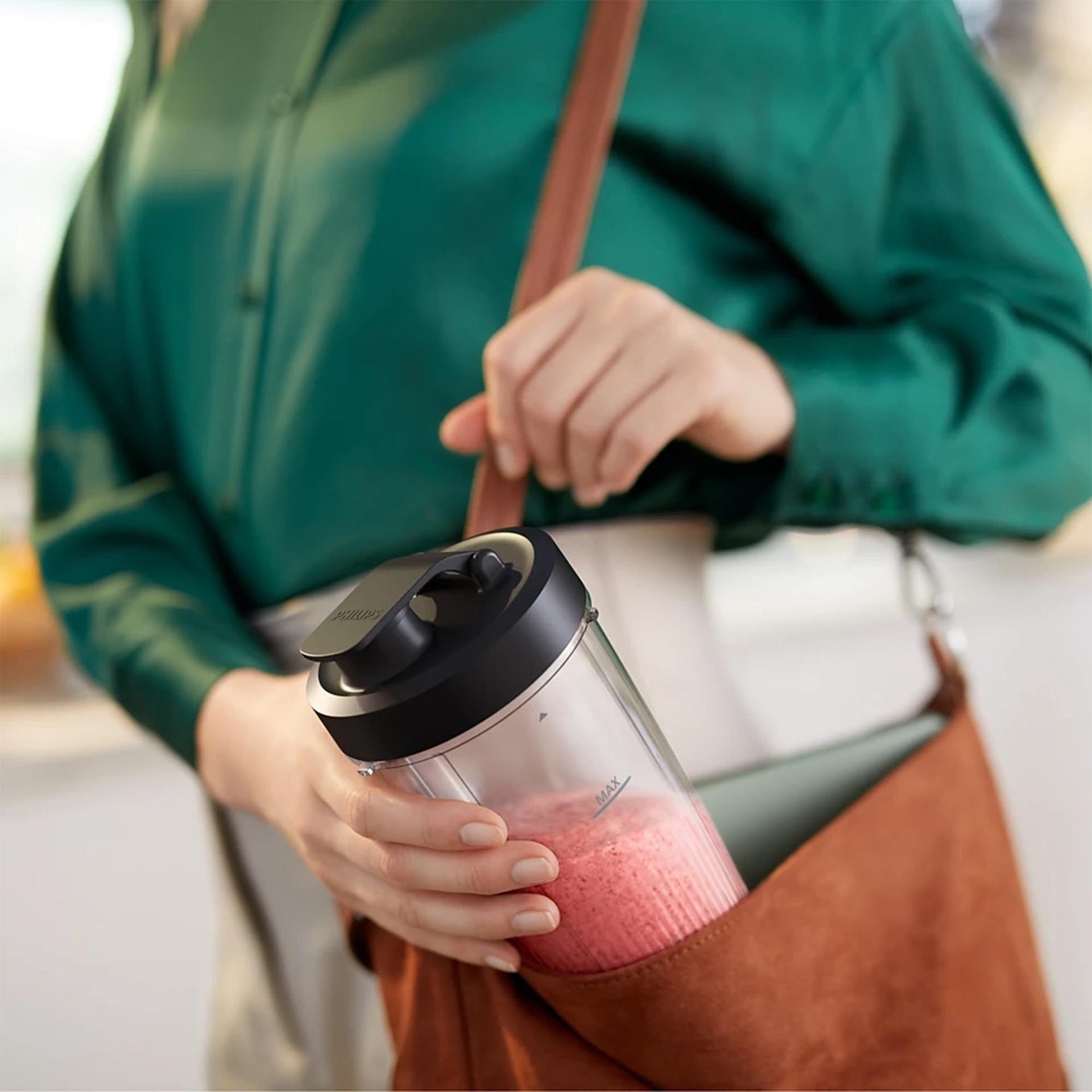 Philips 5000 Series Personal Blender – 800W, 700ml Tumbler, ProBlend Plus Technology HR2765/00