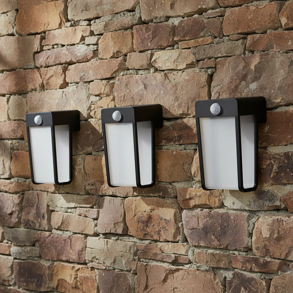 Philips LED Solar Wall Light Clear 225 Lumen Shroud SR