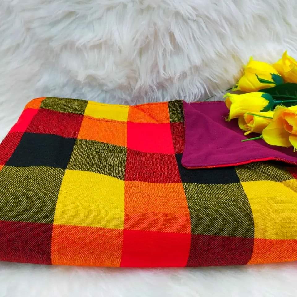 Maasai Fleece Blanket – 150 × 225 cm