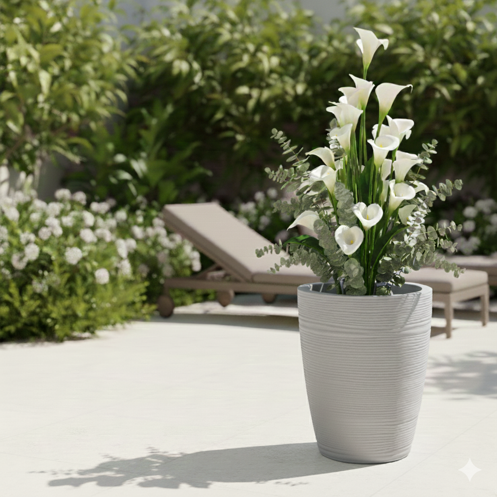 Round textured hard-plastic planter