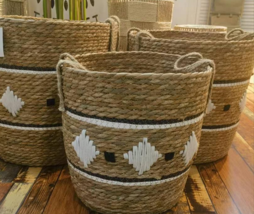 Stackable basket