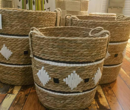 Stackable basket