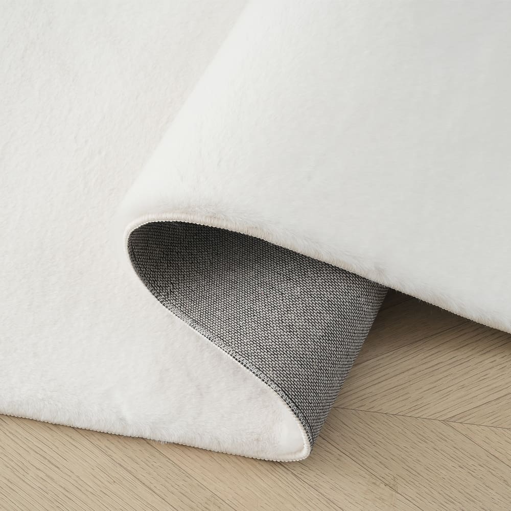 800GSM Faux Fur Small Bedside rug (80 × 150 cm)-KBWUHU54