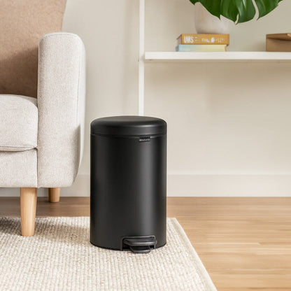 NewIcon Pedal Waste Bin –Matt black