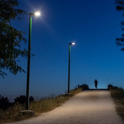 Philips LED Solar Streetlight 2000 Lumen BRP710