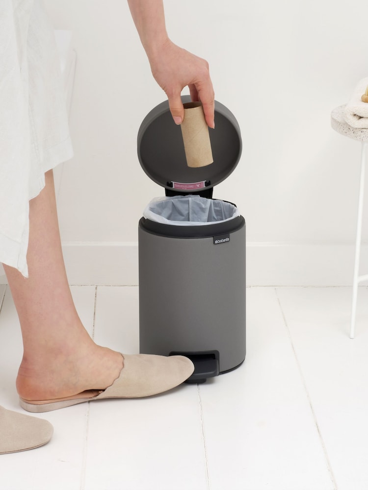 NewIcon Pedal Waste Bin –MIneral Concrete GREY