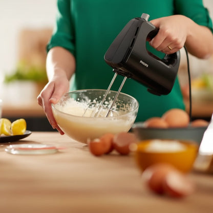 Daily Collection Hand Mixer – 280W, 5 Speeds + Turbo, Dough Hooks HR3704/11