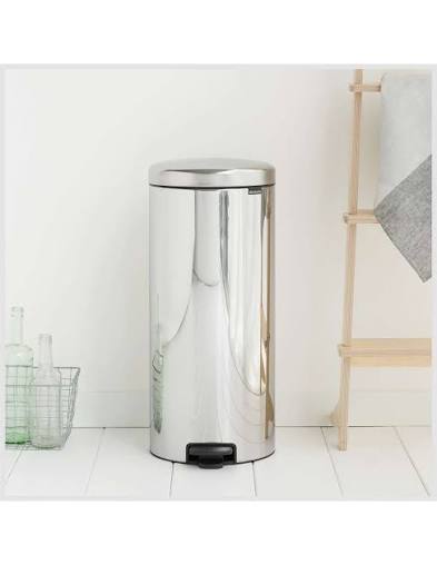 NewIcon Pedal Waste Bin – Brilliant Steel