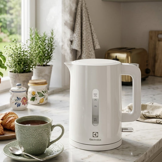 Electrolux UltimateTaste 300 1.7L kettle with 2200W fast boiling power and 360 degree base for home kitchen use