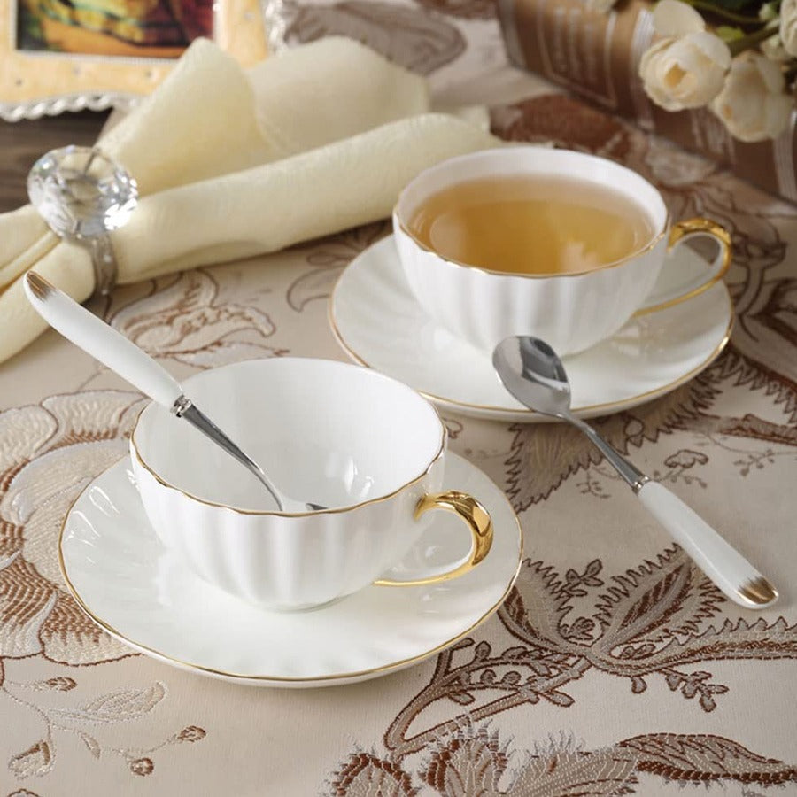 15Pc Tea Set with Teapot, Creamer and Sugar Bowl