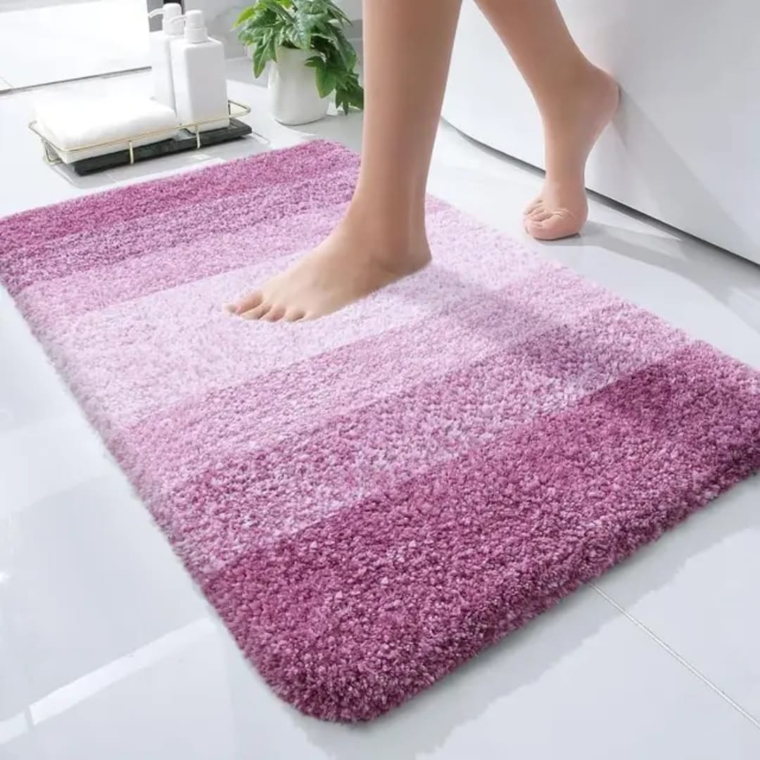Soft shaggy microfiber anti-slip bath carpet floor mat measuring 50×80cm for bathroom comfort and décor. 