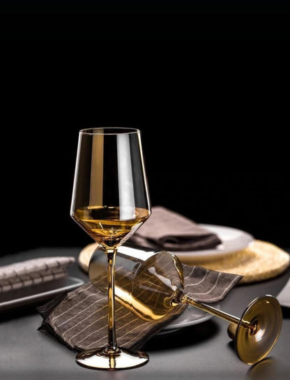 Gold shapely medium wine glass 430ml for elegant wine serving