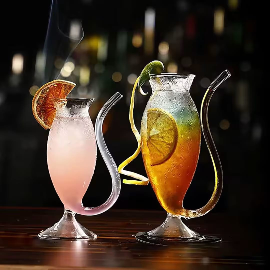 Curved wine glass 300ml elegant clear glass for serving wine and beverages