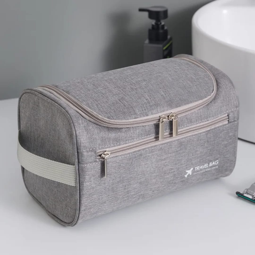 Travel cosmetic bag