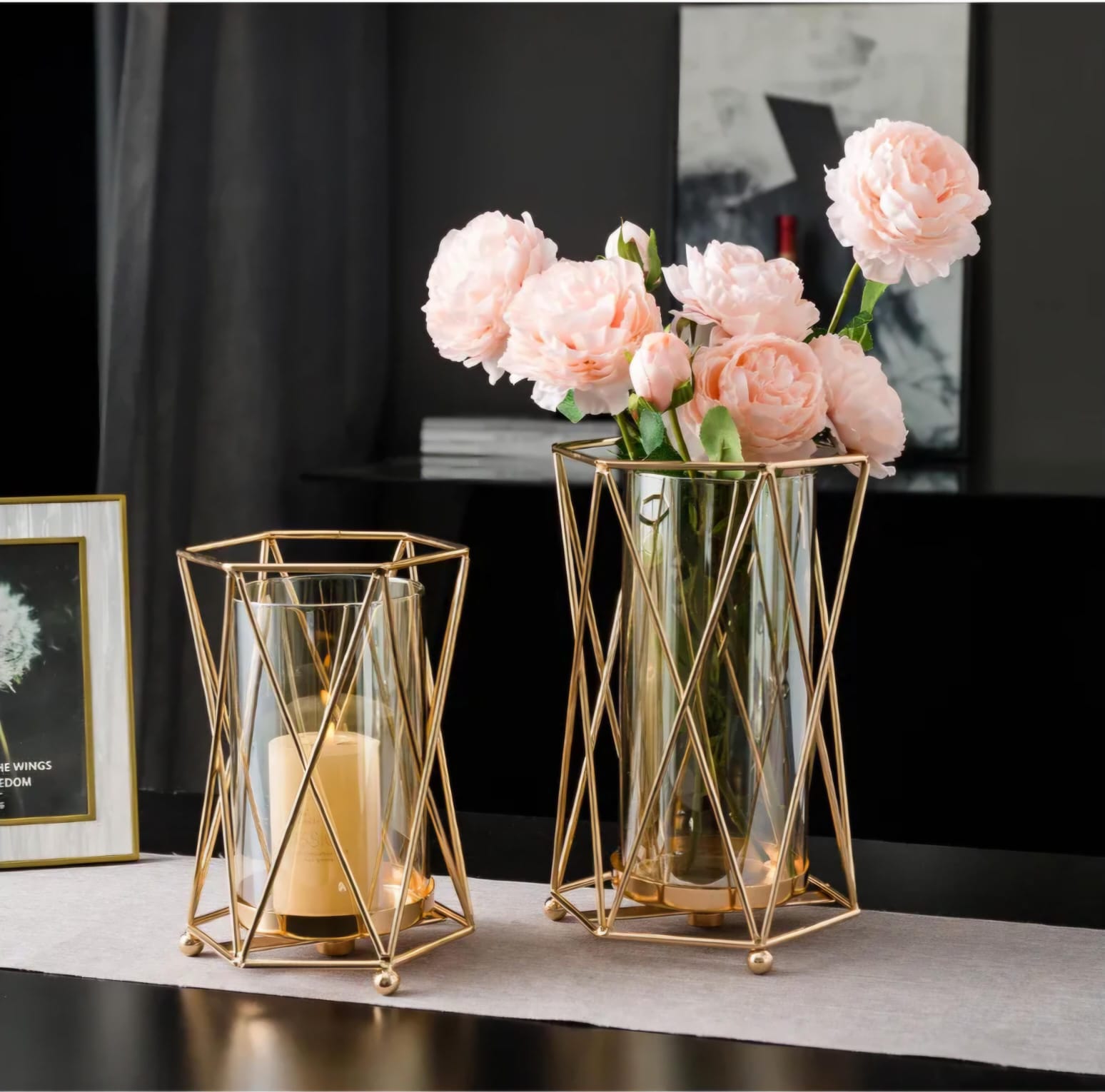 Decorative metal golden flower vase designed for displaying flowers and enhancing modern home décor. 🌸✨