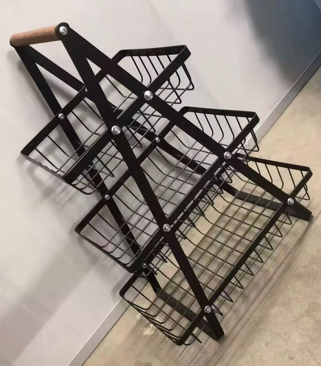 Triangular 3 Tier Metal Mesh Fruit Basket