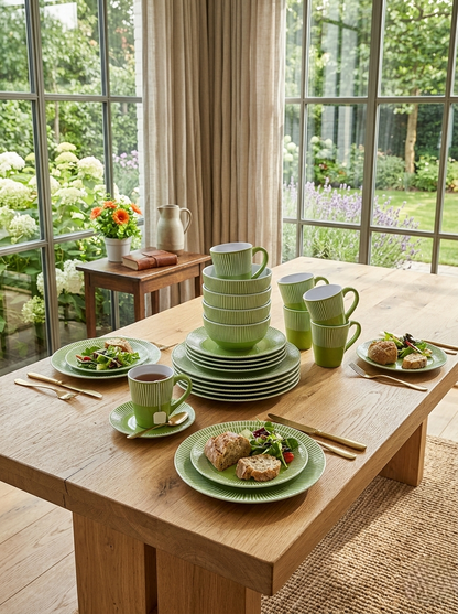 24 Piece Ceramic Dinner Set