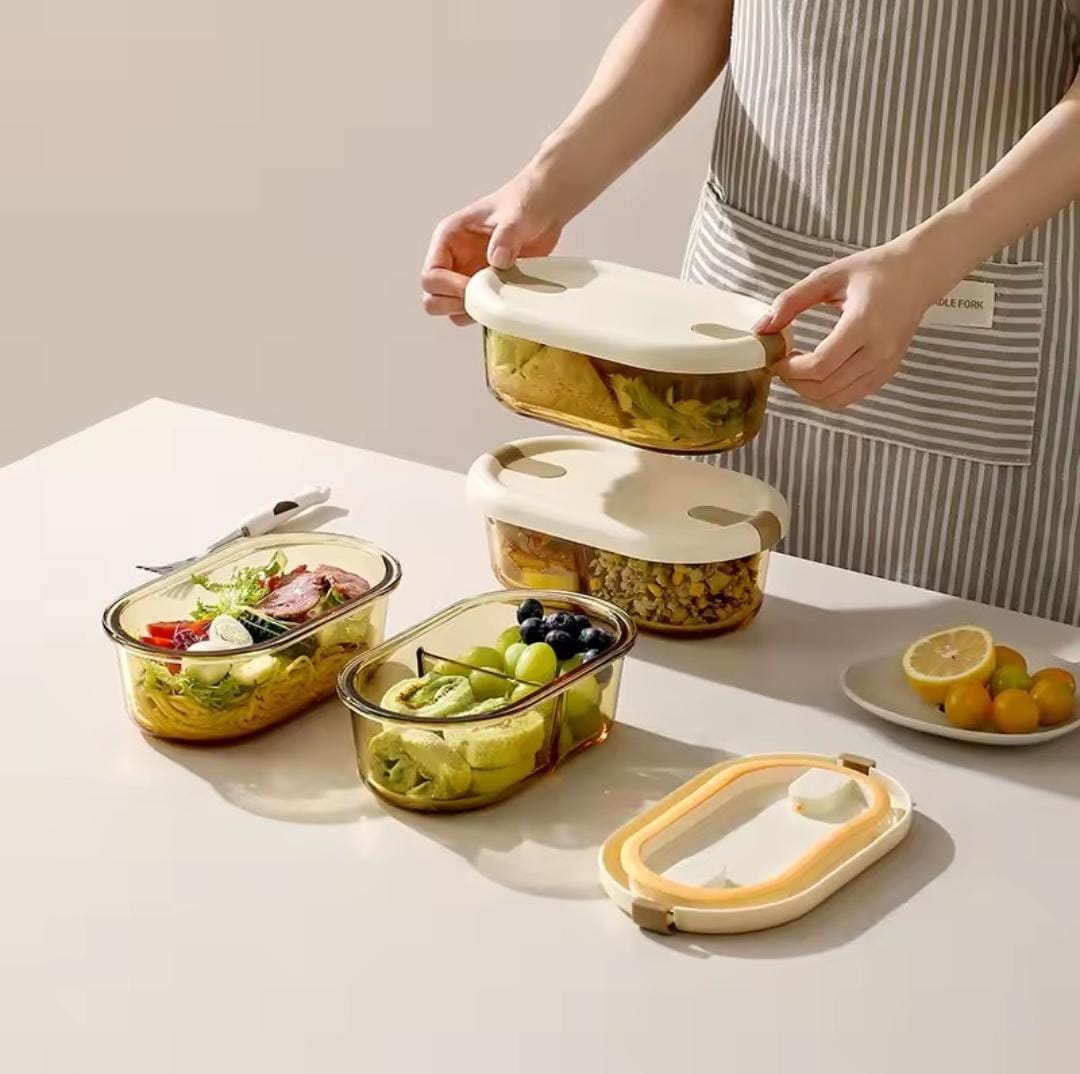 High borosilicate glass food containers with leak proof lids and partitioned options