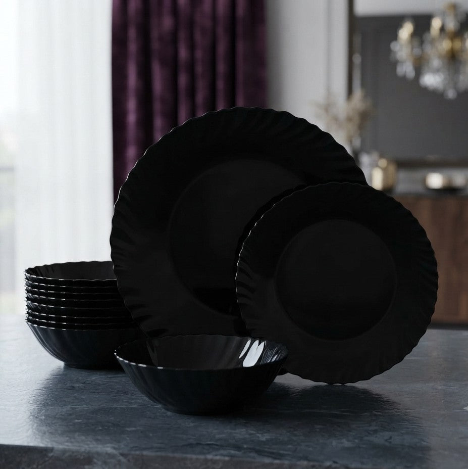 18 Piece Black Plain Round Dinner Plate Set
