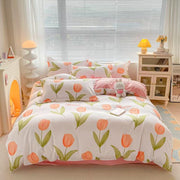 Cotton printed duvet cover set with bedsheet and two pillowcases, size 5 by 6