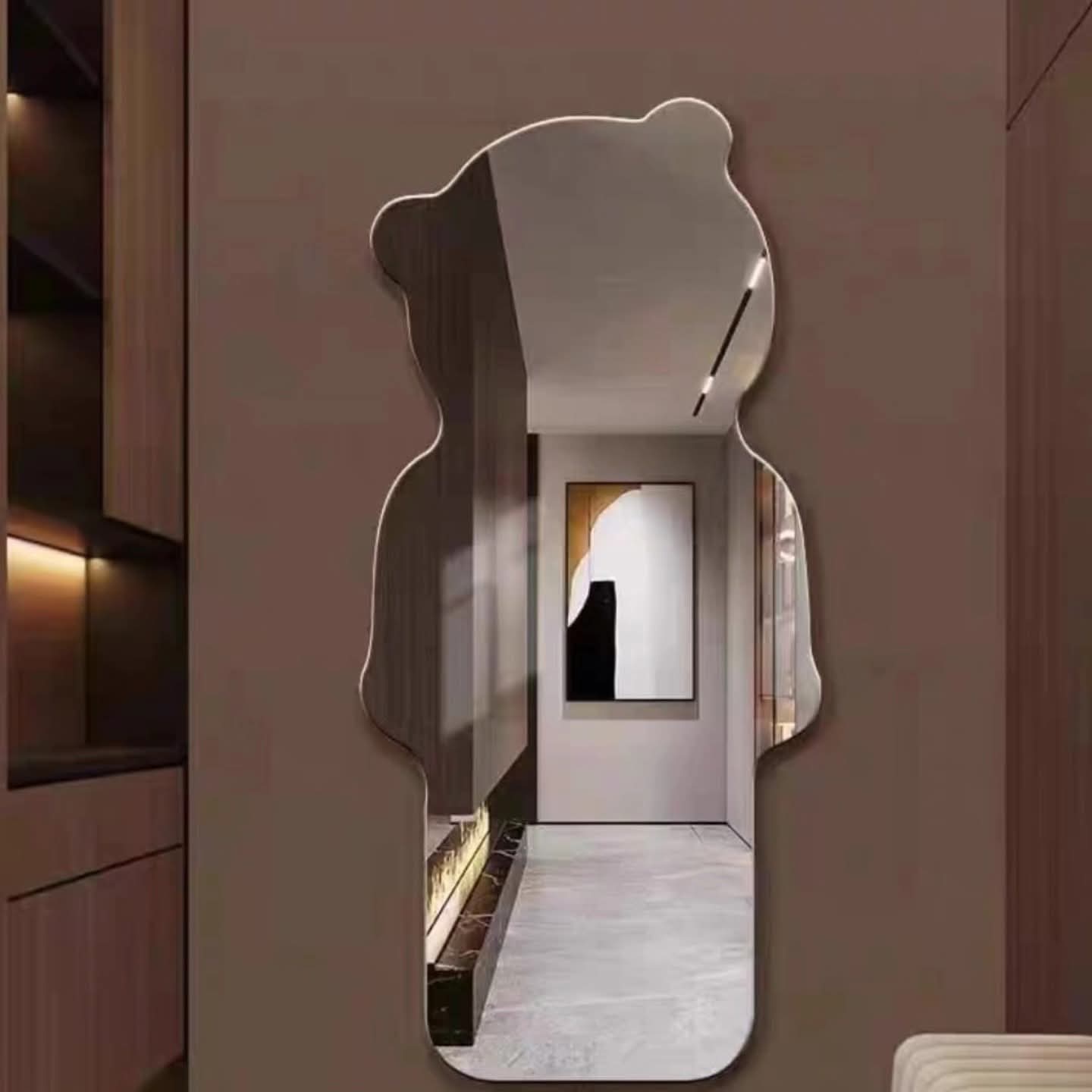 Dolly Shape Acrylic Mirror