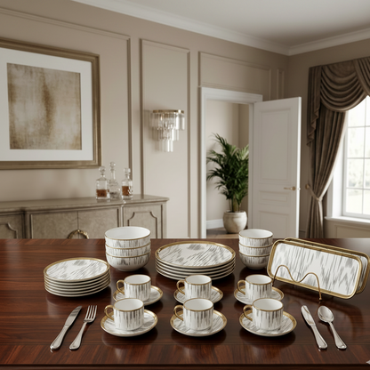 32 Piece Dinner Set