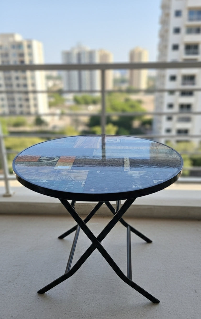 Foldable Round Accent Table