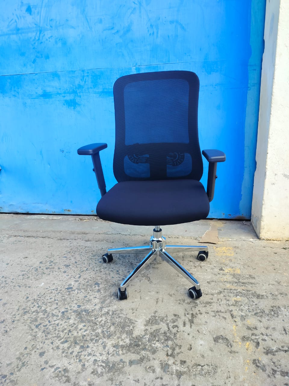 Mid Back Office Chair with Aluminium Star Base