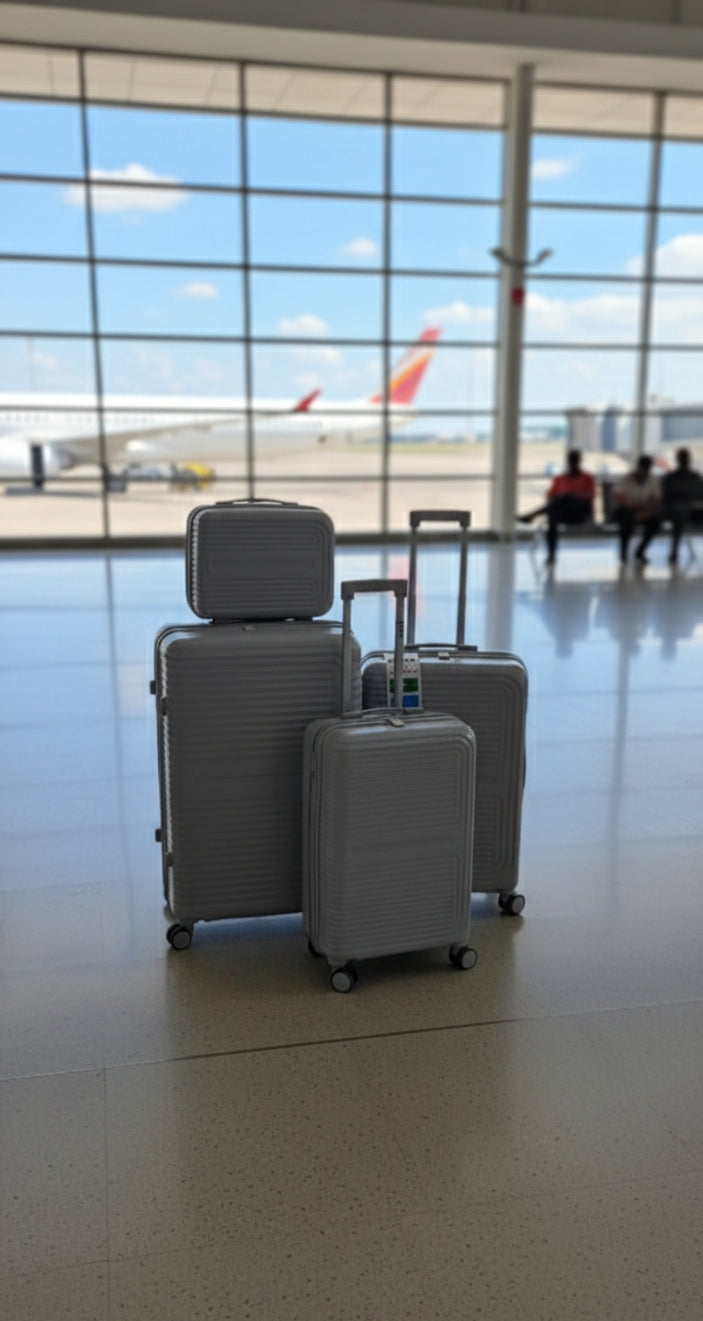 4 in 1 Unbreakable Suitcase Set With Expansion Zip