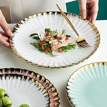 Ceramic Shell Dinner Plate with Gold Details 10 Inch