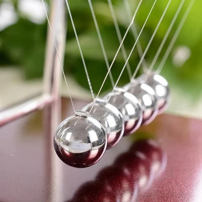 Newton’s Pendulum Cradle Balance Balls