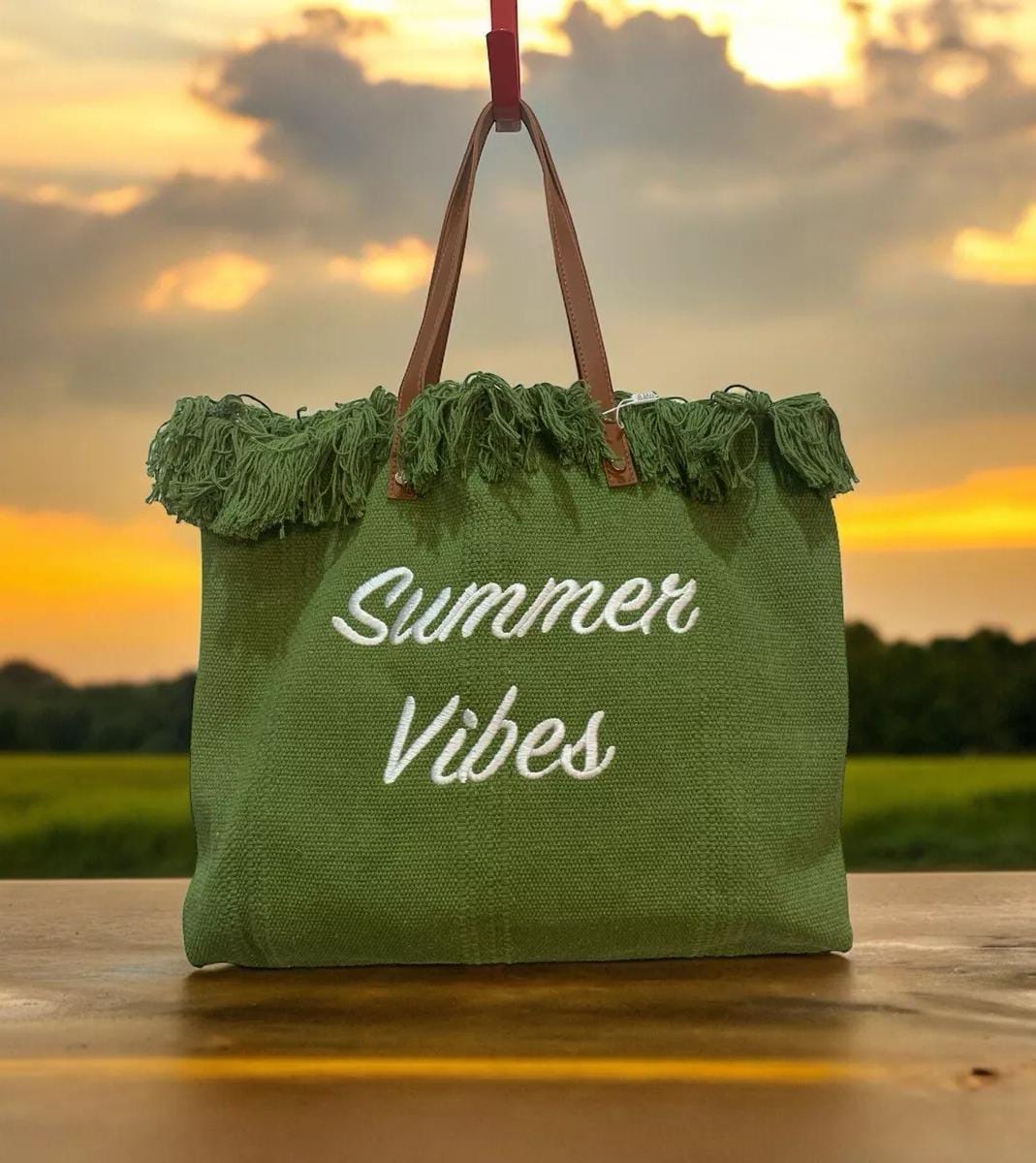 Women’s Summer Vibes Tote Bag
