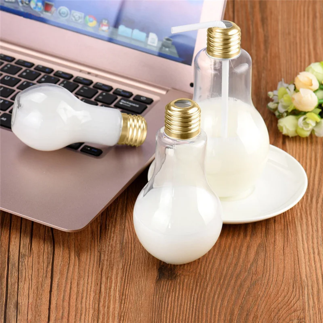 Bulb Shaped Glass Cups With Straw