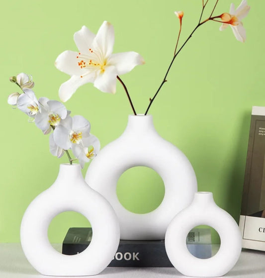 Three piece minimalist art decor tabletop vase set made of durable hard plastic