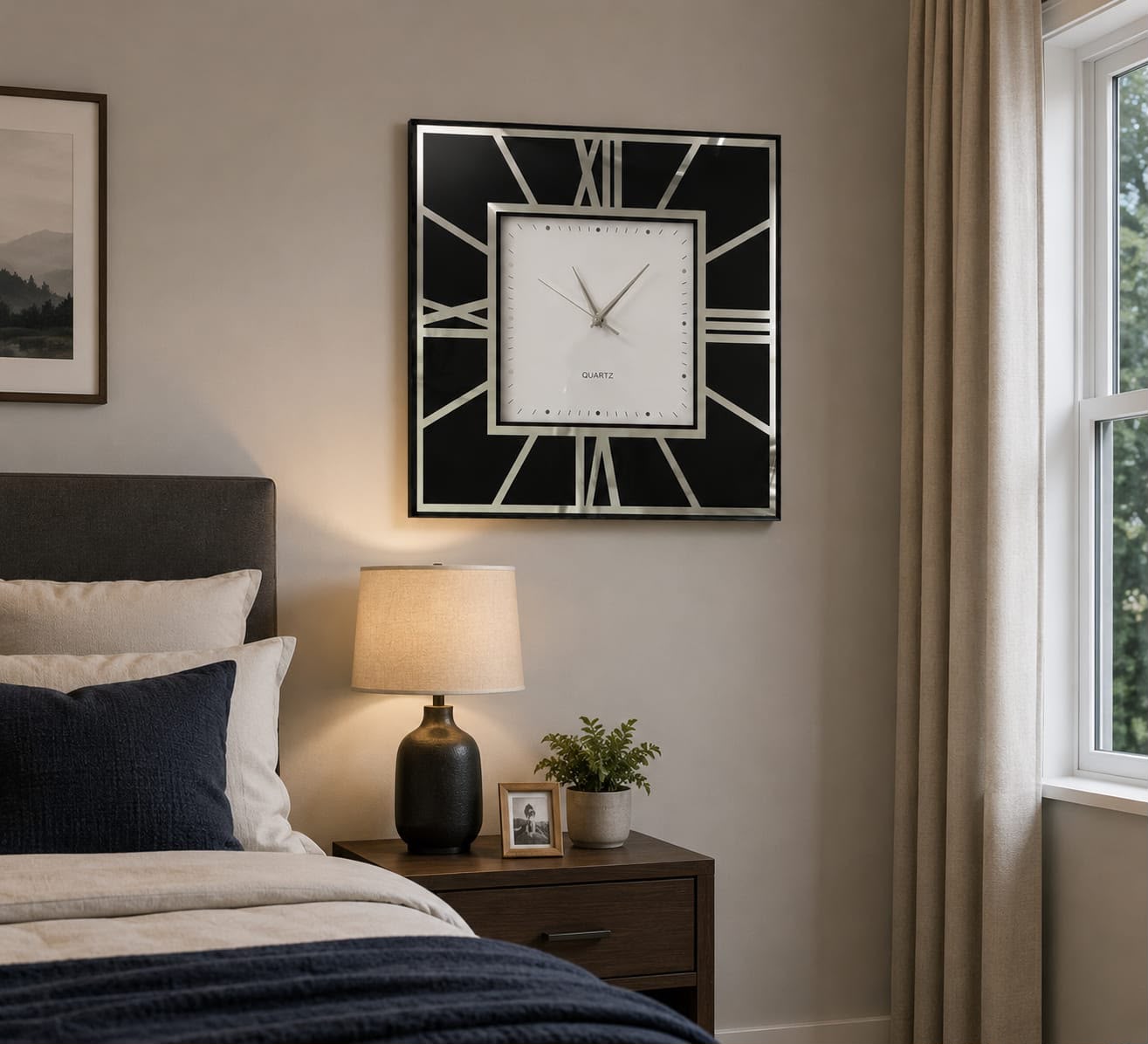 50cm luxury wall clock with a modern silver finish for elegant home and office décor.