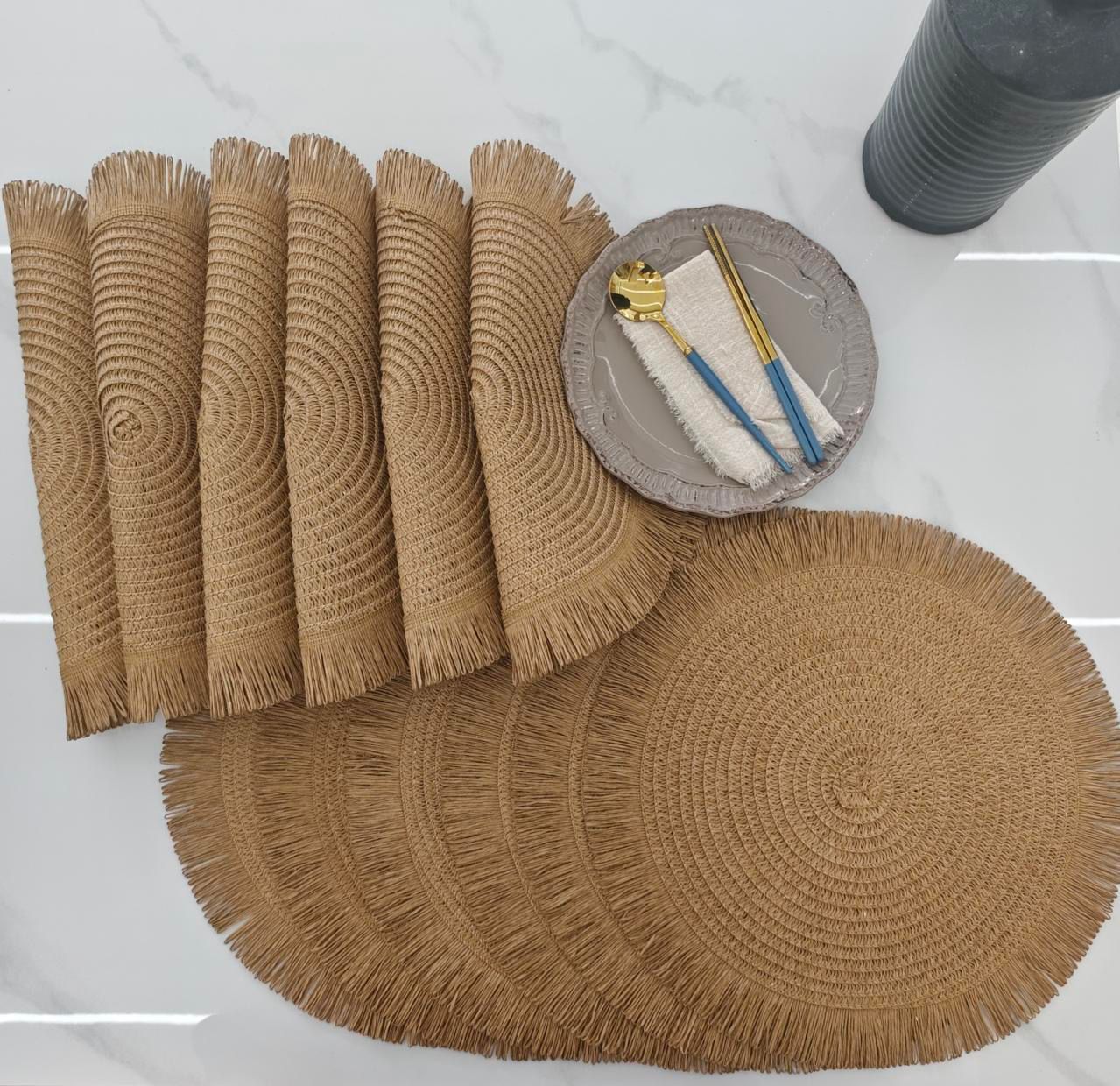 Luxurious Woven Rattan Round Table Mats