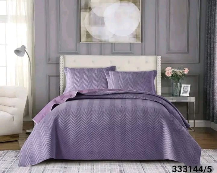 Soft Velvet Bedcover Set