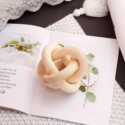 Interlocking Sculpture Wooden Knot Decor