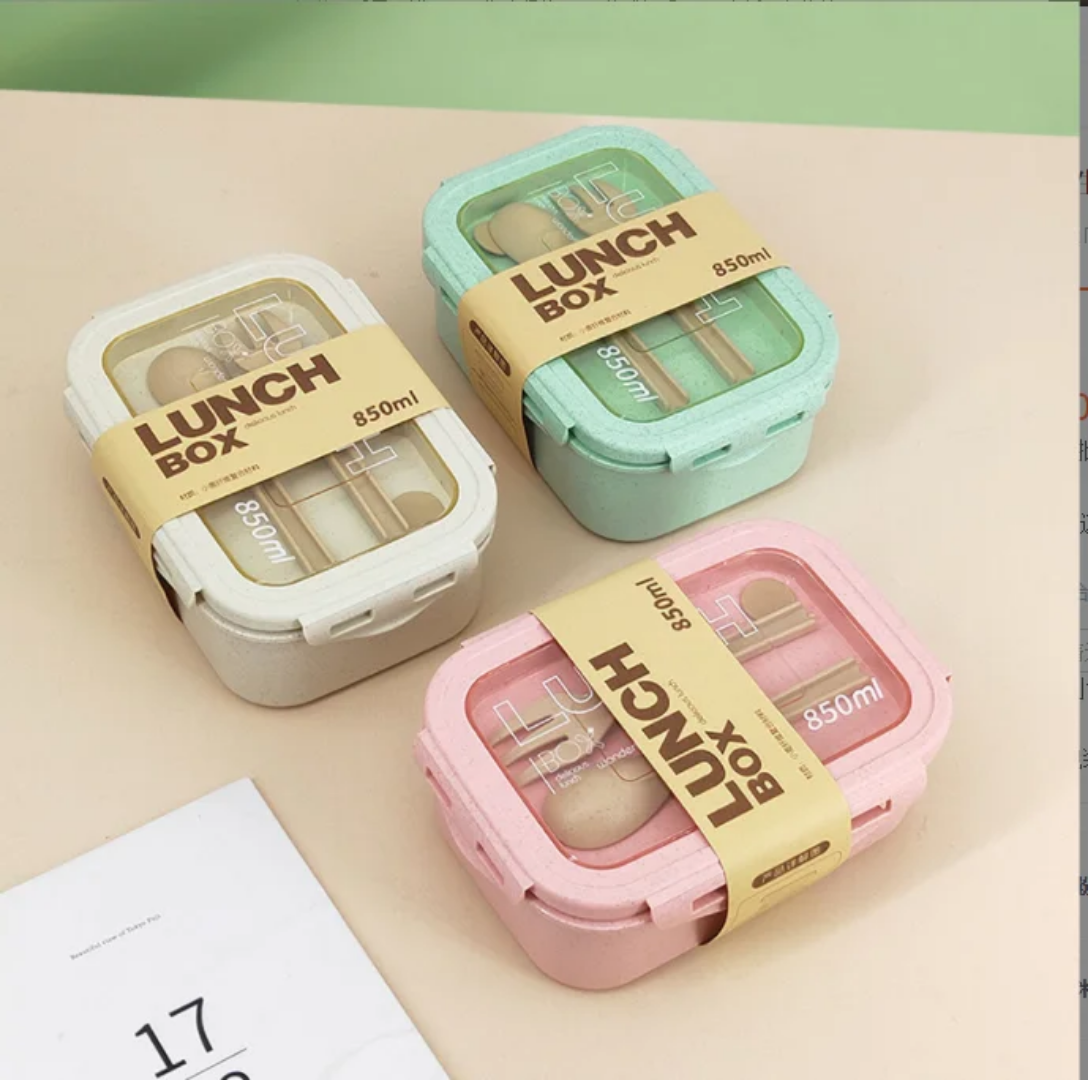 Bento Lunch Box with 2 Compartments and Spoon – 850ml